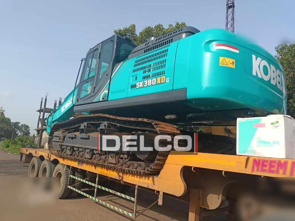 KOBELCO SK380XD LC-10 - 履带式挖掘机:图4 KOBELCO SK380XD LC-10 - 履带式挖掘机:图4