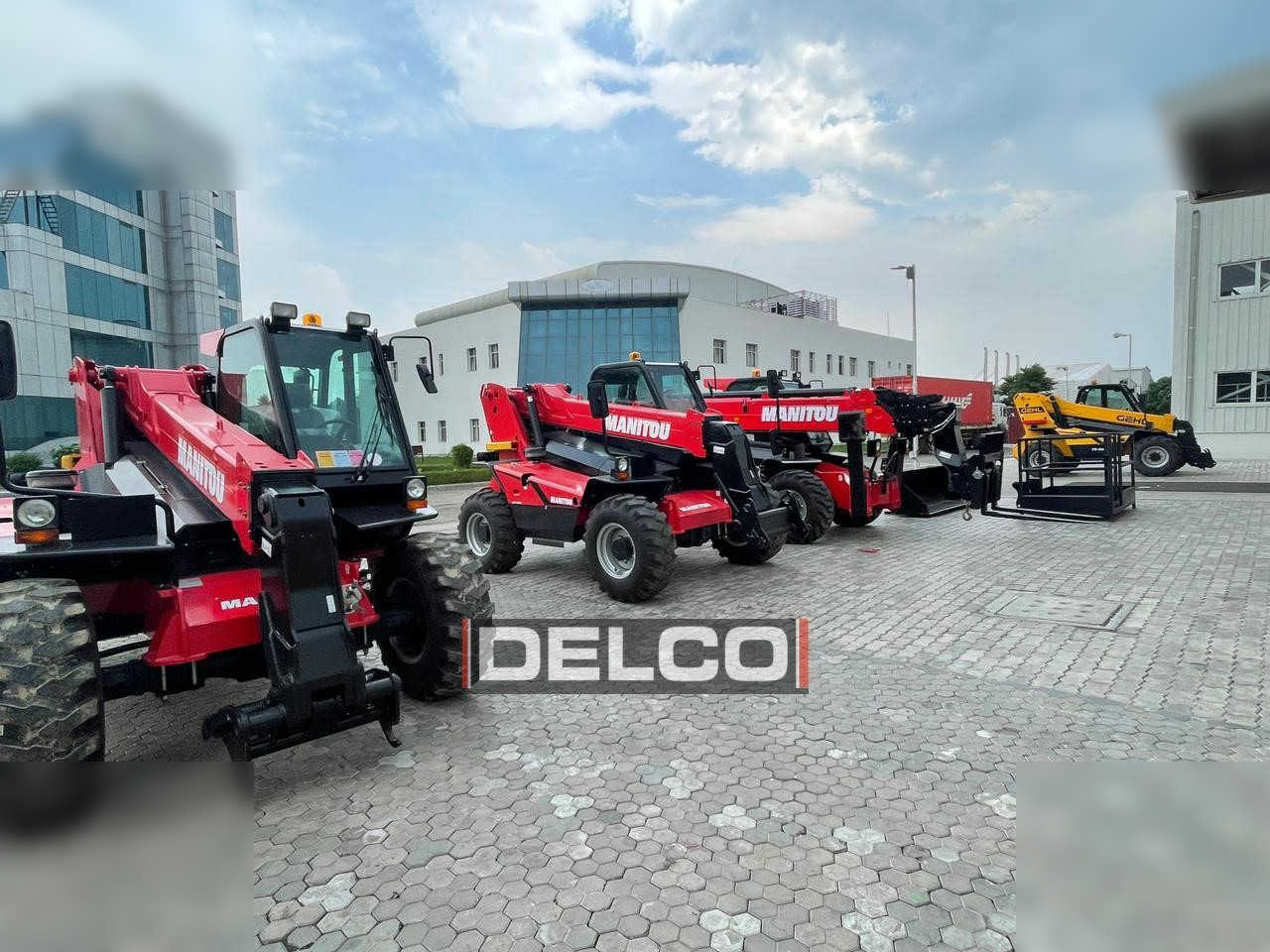 MANITOU MT1740SLT - 伸缩臂叉装车:图3 MANITOU MT1740SLT - 伸缩臂叉装车:图3