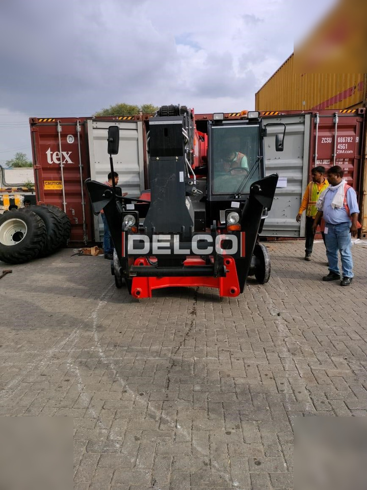 MANITOU MXT1740 - 伸缩臂叉装车:图3 MANITOU MXT1740 - 伸缩臂叉装车:图3