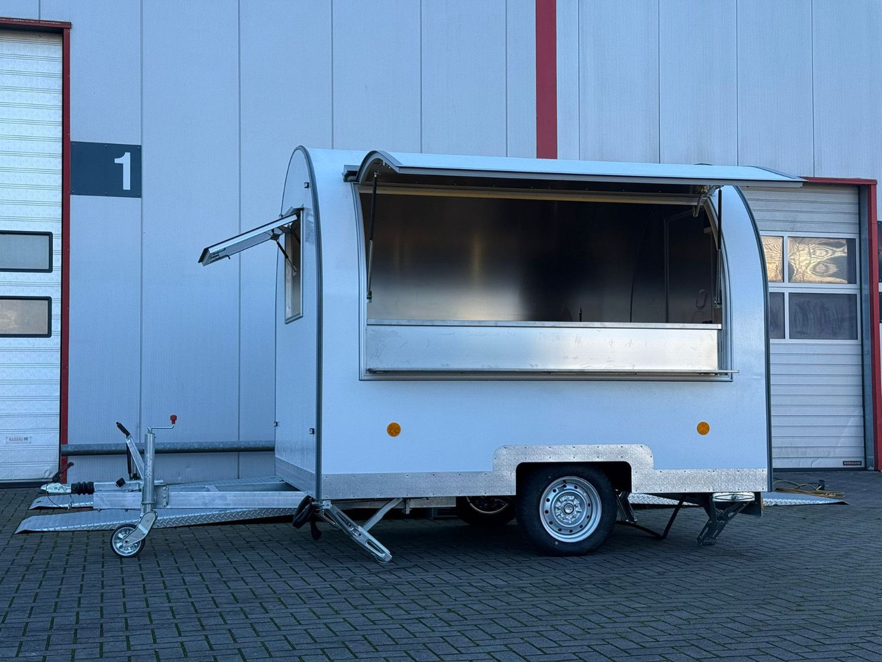 Esselmann EasyGo 280 ähn Buddystar oder Multiwagon - 自动售货拖车:图3 Esselmann EasyGo 280 ähn Buddystar oder Multiwagon - 自动售货拖车:图3