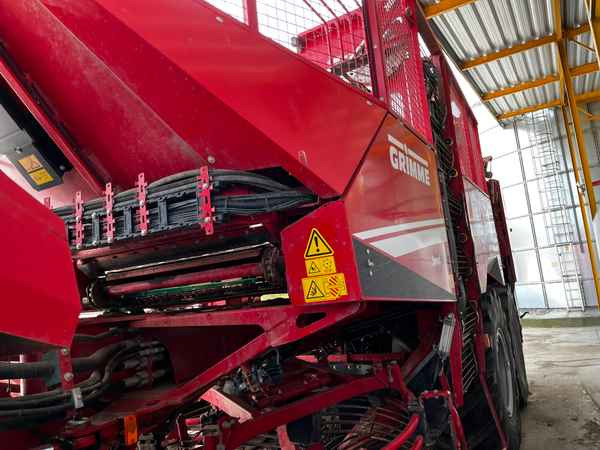 Grimme REXOR 6300 Platinum - 甜菜收割机:图4 Grimme REXOR 6300 Platinum - 甜菜收割机:图4