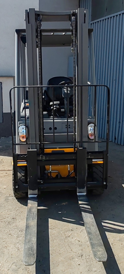 Jungheinrich EFG 215 / 7380mh/ 2016y - 电动叉车:图4 Jungheinrich EFG 215 / 7380mh/ 2016y - 电动叉车:图4