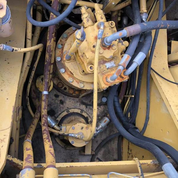 CAT 325BL - 履带式挖掘机:图2 CAT 325BL - 履带式挖掘机:图2