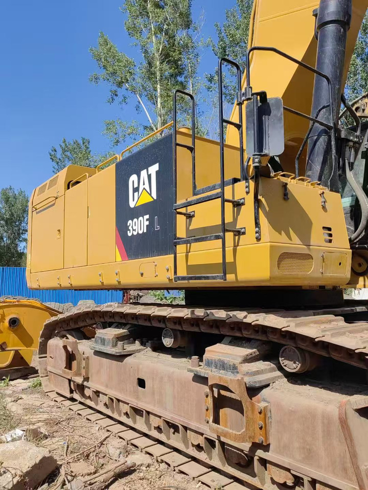 CAT 390F - 履带式挖掘机:图4 CAT 390F - 履带式挖掘机:图4