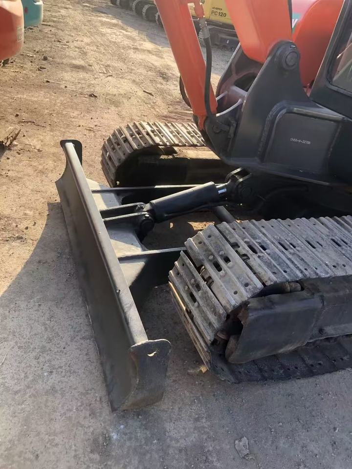 Doosan DX55 - 履带式挖掘机:图3 Doosan DX55 - 履带式挖掘机:图3