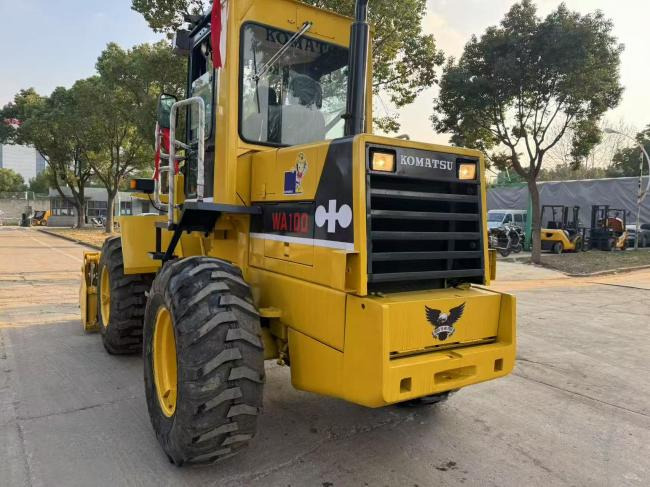 Komatsu WA100 - 轮式装载机:图5 Komatsu WA100 - 轮式装载机:图5