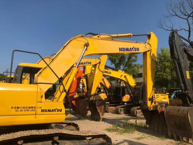 Komatsu pc220 - 履带式挖掘机:图5 Komatsu pc220 - 履带式挖掘机:图5