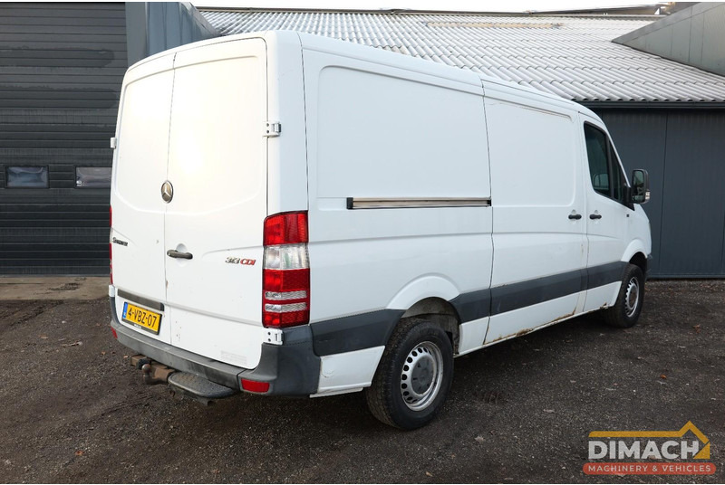 Mercedes-Benz 906 KA 35 Sprinter 313 - Euro 4 - L2H2 - trekhaak - airco - NL auto - 无侧窗厢式货车:图2 Mercedes-Benz 906 KA 35 Sprinter 313 - Euro 4 - L2H2 - trekhaak - airco - NL auto - 无侧窗厢式货车:图2