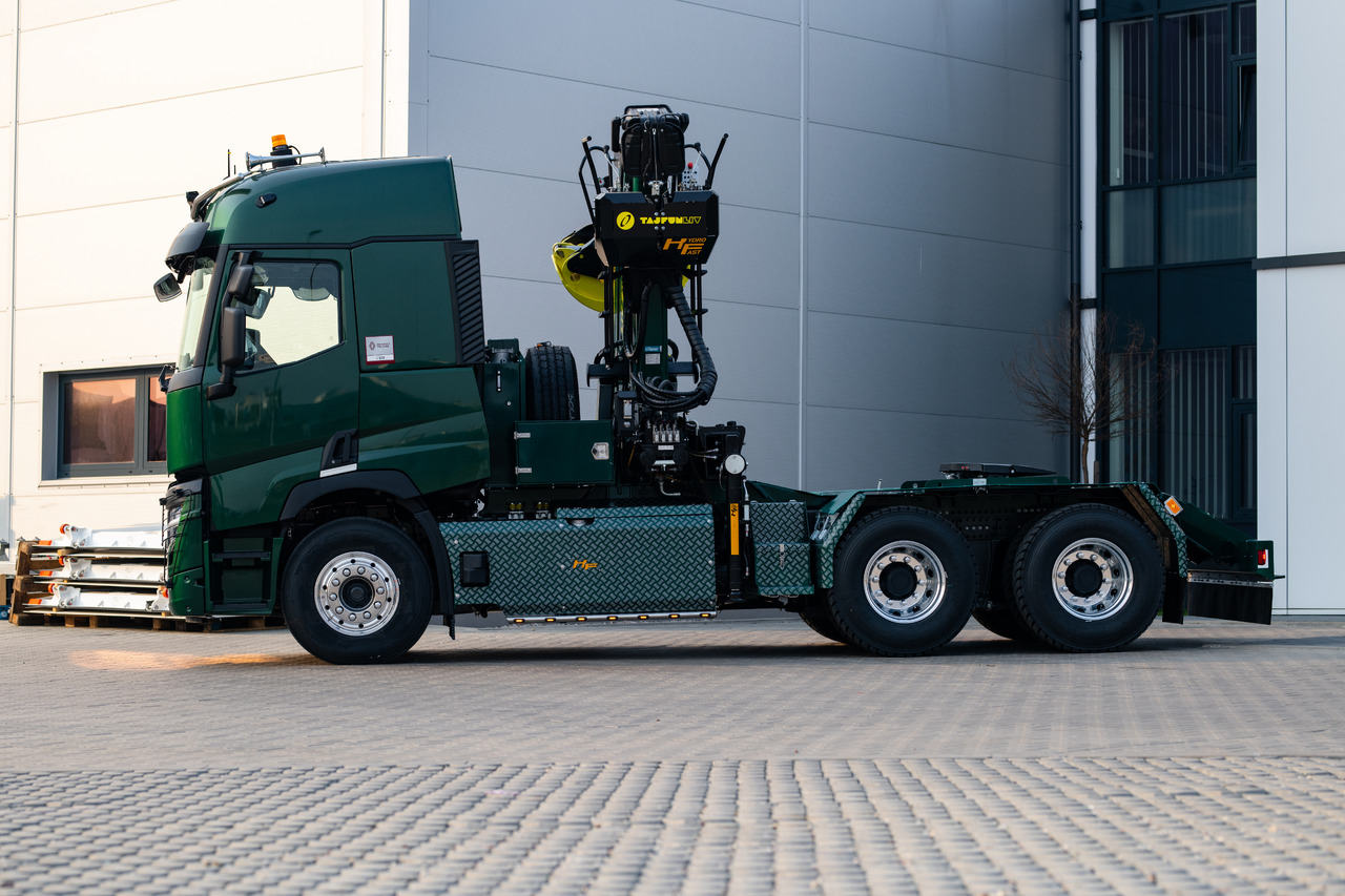 RENAULT TRUCKS C P6X4 DO DŁUŻYC na stanie / Renault type C P6x4 long timber transport body / Renault Typ C P6x4 mit langer Holztransportkonstruktion / / - 木材运输车, 起重车:图4 RENAULT TRUCKS C P6X4 DO DŁUŻYC na stanie / Renault type C P6x4 long timber transport body / Renault Typ C P6x4 mit langer Holztransportkonstruktion / / - 木材运输车, 起重车:图4