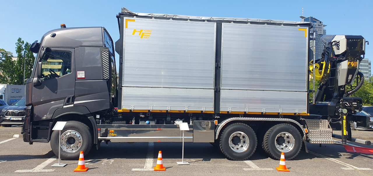 RENAULT TRUCKS CP6x4 Renault zabudowa do biomasy z żyurawiem Tajfun L155ZK/ Renault Biomass body with crane Tajfun L155ZK/ Renault Biomasse-Aufbau mit Kran Tajfun L155ZK - 木材运输车:图2 RENAULT TRUCKS CP6x4 Renault zabudowa do biomasy z żyurawiem Tajfun L155ZK/ Renault Biomass body with crane Tajfun L155ZK/ Renault Biomasse-Aufbau mit Kran Tajfun L155ZK - 木材运输车:图2