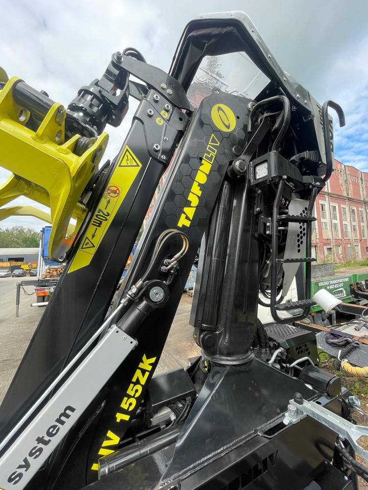 TAJFUN L155ZK 11 L155ZK 11 Forestry crane / L155ZK 11 Forstkran / L155ZK 11 grue forestière / L155ZK 11 grúa forestal - 装载起重机 适用于 林业设备:图3 TAJFUN L155ZK 11 L155ZK 11 Forestry crane / L155ZK 11 Forstkran / L155ZK 11 grue forestière / L155ZK 11 grúa forestal - 装载起重机 适用于 林业设备:图3