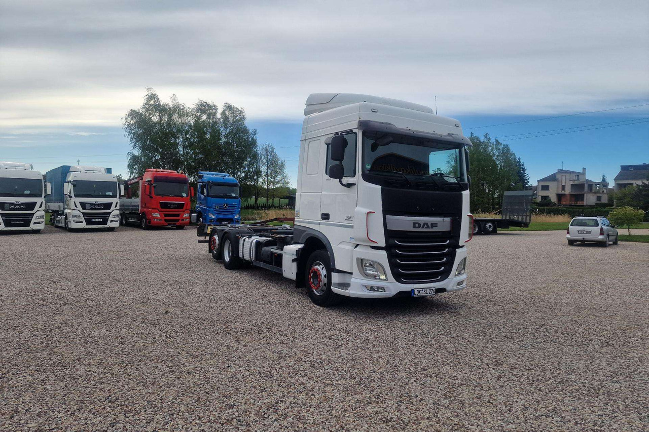 DAF XF 460 - 集装箱运输车/ 可拆卸车身的卡车:图1 DAF XF 460 - 集装箱运输车/ 可拆卸车身的卡车:图1