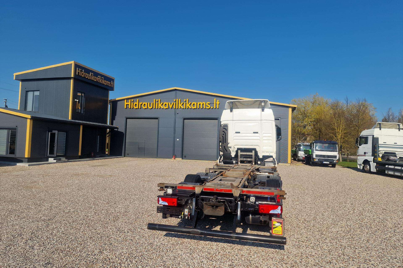 MAN TGX 26.430 - 集装箱运输车/ 可拆卸车身的卡车:图3 MAN TGX 26.430 - 集装箱运输车/ 可拆卸车身的卡车:图3