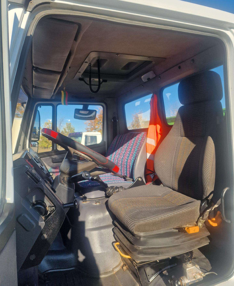 Mercedes-Benz 814 - 翻斗车:图5 Mercedes-Benz 814 - 翻斗车:图5