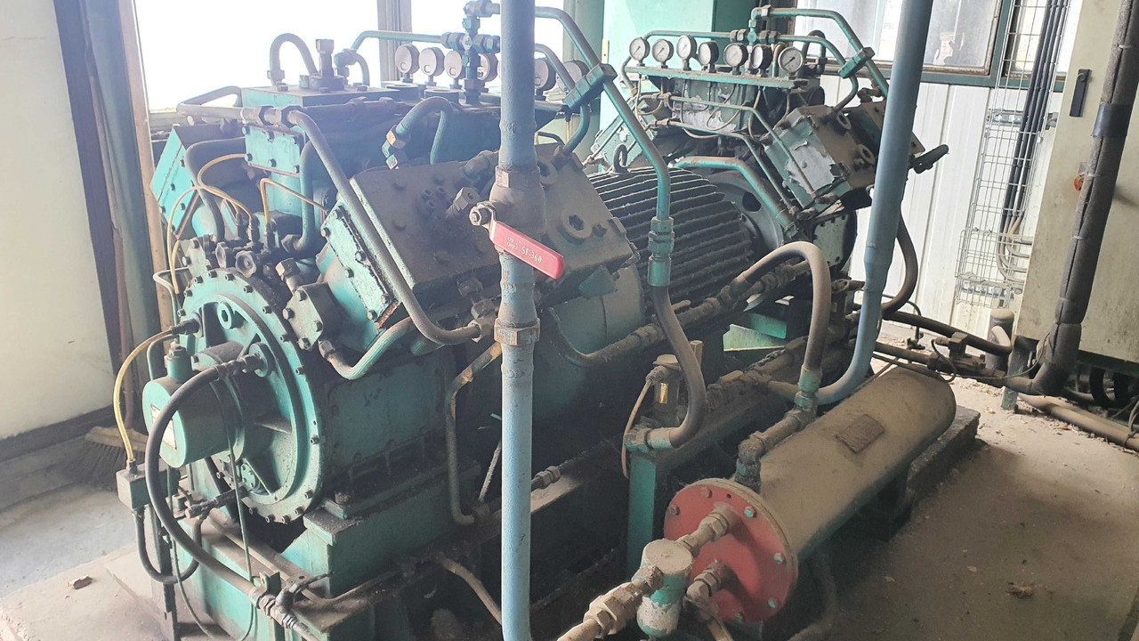 NK-JLM Neuenhauser kompresor sprężarka 43 bar 154m3/h 41kW - 空气压缩机:图4 NK-JLM Neuenhauser kompresor sprężarka 43 bar 154m3/h 41kW - 空气压缩机:图4