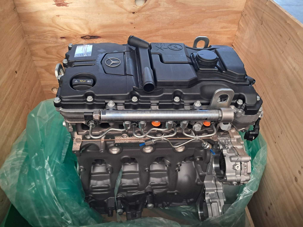 Silnik do Mercedes OM 933.913 MTU - 发动机:图1 Silnik do Mercedes OM 933.913 MTU - 发动机:图1