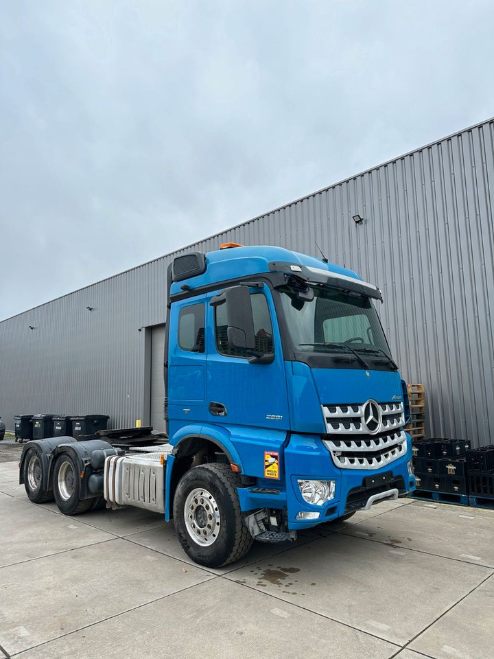 Mercedes-Benz Arocs 2851/6x4/ Kipphydraulik - 牵引车:图4 Mercedes-Benz Arocs 2851/6x4/ Kipphydraulik - 牵引车:图4