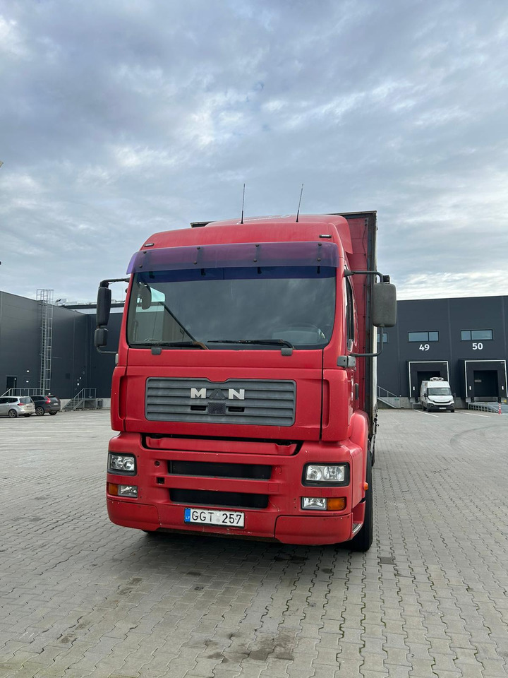 MAN TGA 18.310 - 侧帘卡车:图1 MAN TGA 18.310 - 侧帘卡车:图1