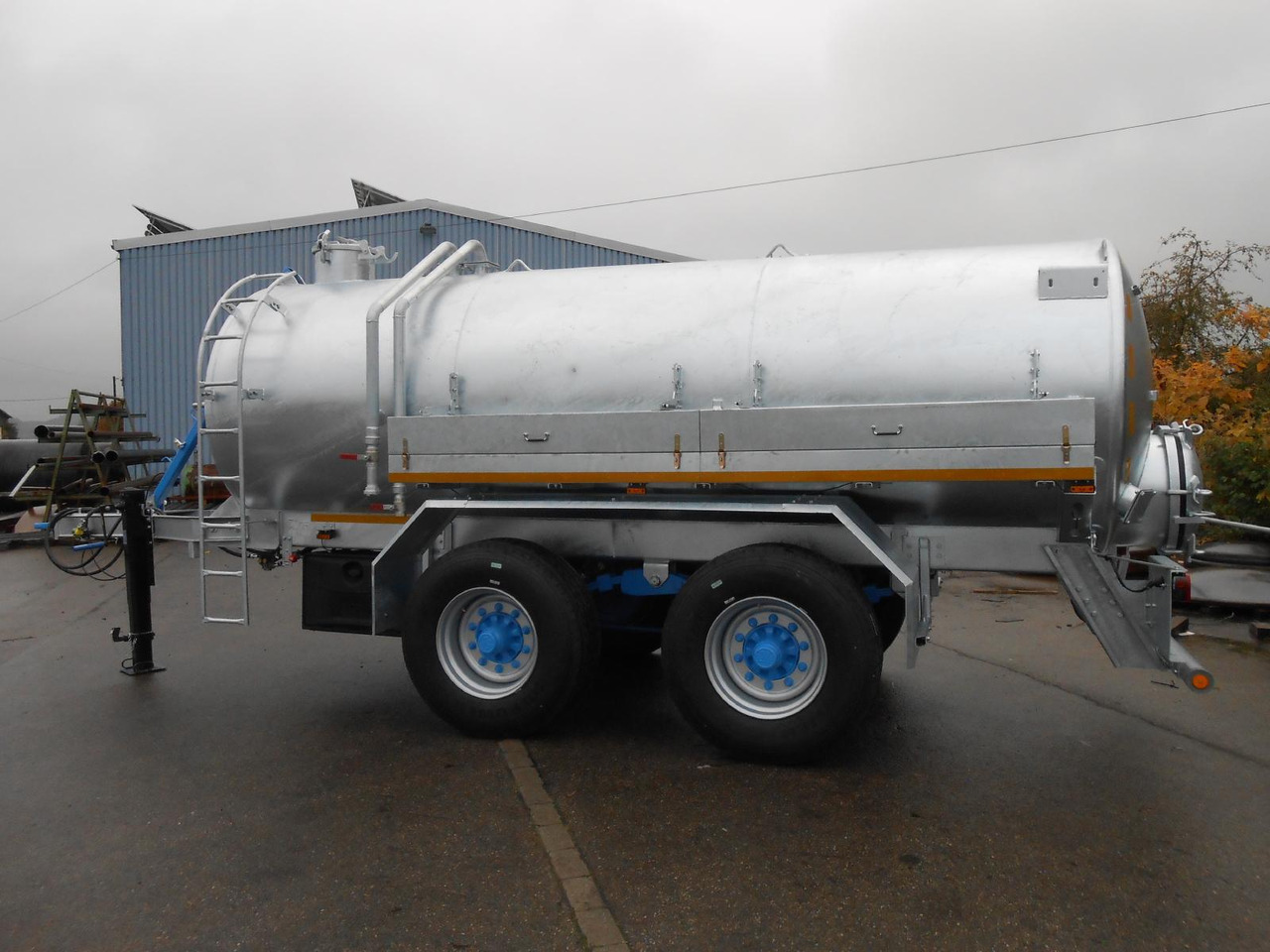 M-Vac 12000l / Wasserfass M-Vac 12000l (12m³) Wasserfass / Wassertank mit 80 km/h Zulassung - 液罐拖车:图3 M-Vac 12000l / Wasserfass M-Vac 12000l (12m³) Wasserfass / Wassertank mit 80 km/h Zulassung - 液罐拖车:图3