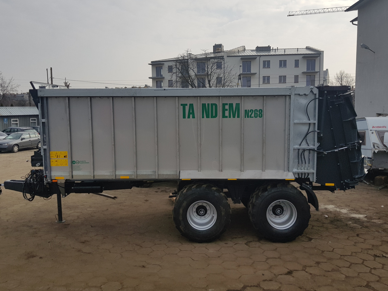 新的 撒肥机 Auto-Agro Miststreuer / Manure spreader / Epandeur à fumier / Rimorchio spandiconcime / Abonadora / Разбрасыватель органических удобрений / Rozrzutnik obornika Tandem N268：图23