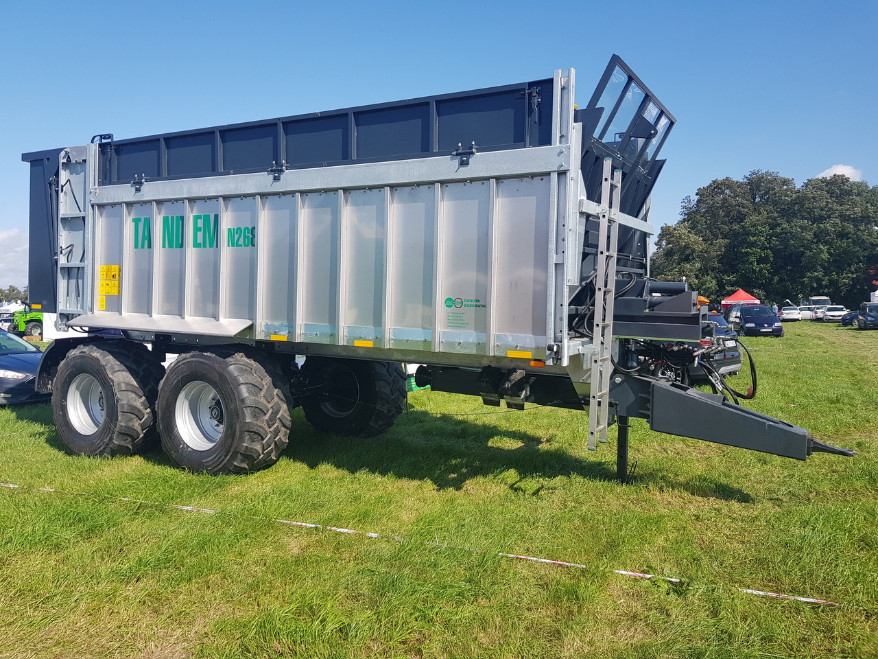 新的 撒肥机 Auto-Agro Miststreuer / Manure spreader / Epandeur à fumier / Rimorchio spandiconcime / Abonadora / Разбрасыватель органических удобрений / Rozrzutnik obornika Tandem N268：图20