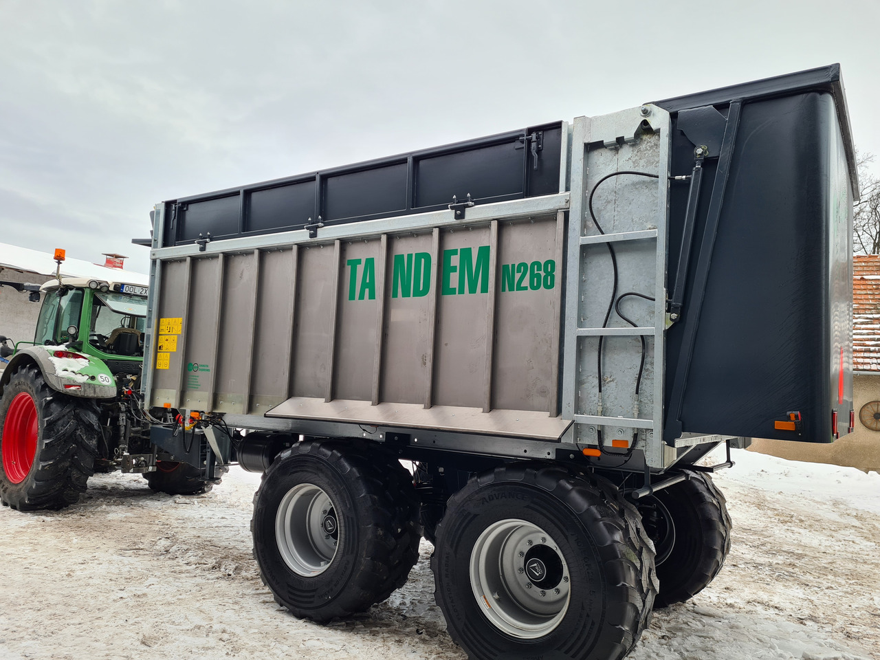新的 撒肥机 Auto-Agro Miststreuer / Manure spreader / Epandeur à fumier / Rimorchio spandiconcime / Abonadora / Разбрасыватель органических удобрений / Rozrzutnik obornika Tandem N268：图25