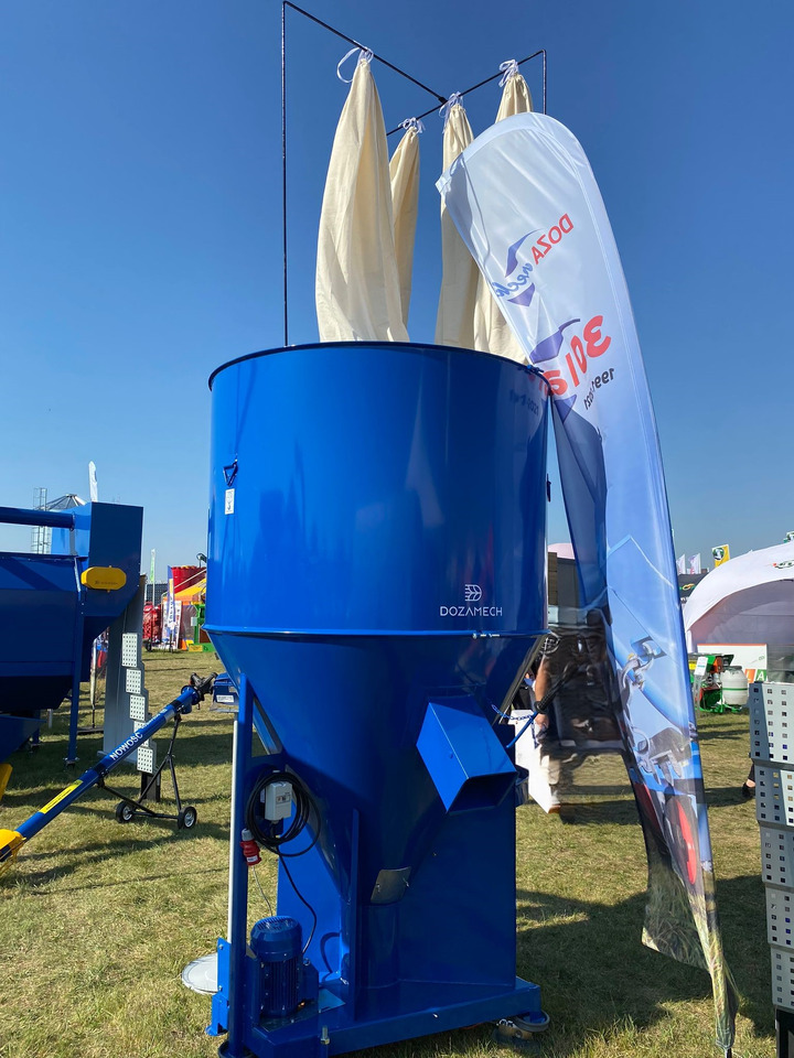 Dozamech Getreidemischanlage / Feed mixer / Melangeuse de fourrage / Miscelatore di mangime / Кормосмеситель / Mieszalnik H-033/2 1000 kg - 牲畜设备:图4 Dozamech Getreidemischanlage / Feed mixer / Melangeuse de fourrage / Miscelatore di mangime / Кормосмеситель / Mieszalnik H-033/2 1000 kg - 牲畜设备:图4