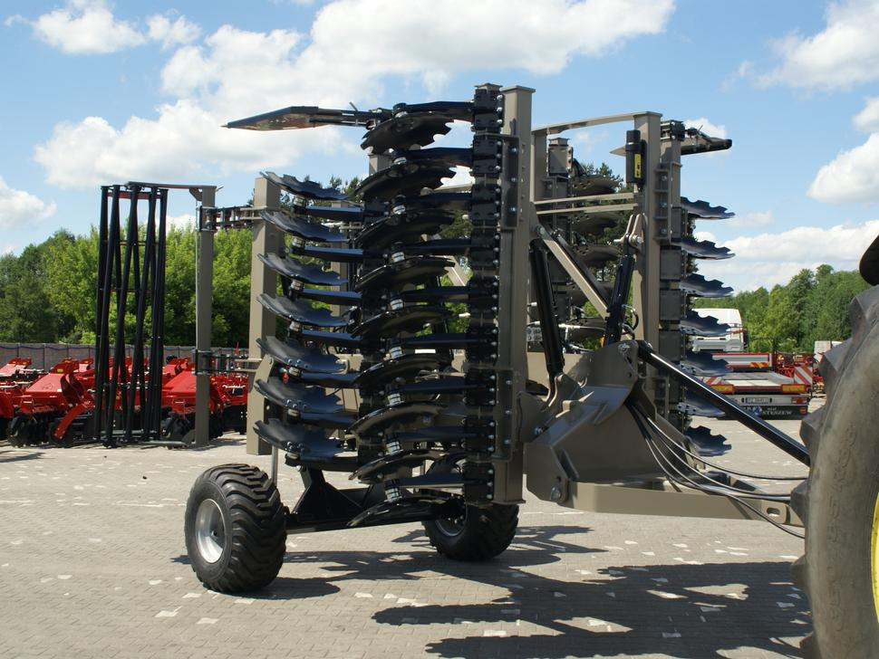 ROLEX Hydraulische Scheibenegge / Hydraulic discs harrow / Dechaumeur à disques / Erpice a dischi / Гидравлическая дисковая борона / Brona talerzowa hydraulicznie składana ciężka 4 m - 圆盘耙:图1 ROLEX Hydraulische Scheibenegge / Hydraulic discs harrow / Dechaumeur à disques / Erpice a dischi / Гидравлическая дисковая борона / Brona talerzowa hydraulicznie składana ciężka 4 m - 圆盘耙:图1