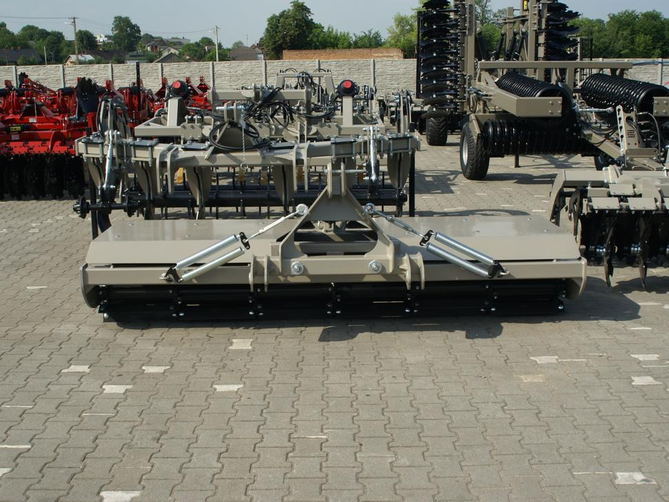 ROLEX Messerwalze / Knife roller cutter / Rouleau couteau / Rullo a coltelli / Каток ножничного типа тандем передний / Wał nożowy cutter tandem front 3 m - 农场碾压机:图5 ROLEX Messerwalze / Knife roller cutter / Rouleau couteau / Rullo a coltelli / Каток ножничного типа тандем передний / Wał nożowy cutter tandem front 3 m - 农场碾压机:图5