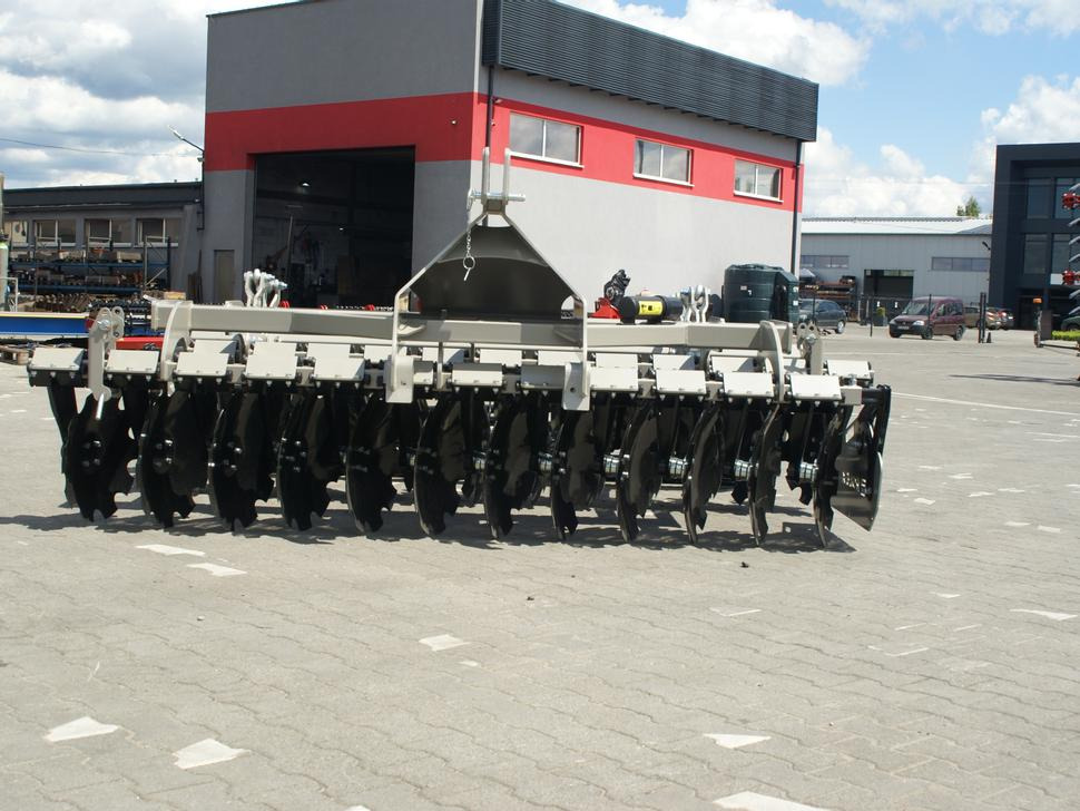 ROLEX Scheibenegge / Disc harrow / Dechaumeur à disques / Erpice a dischi / Дисковая борона / Brona talerzowa 3 m - 圆盘耙:图2 ROLEX Scheibenegge / Disc harrow / Dechaumeur à disques / Erpice a dischi / Дисковая борона / Brona talerzowa 3 m - 圆盘耙:图2