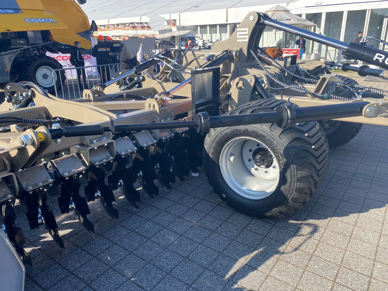 ROLEX Scheibenegge / Disc harrow / Dechaumeur à disques / Erpice a dischi / Grada de discos /Дисковая борона / Brona talerzowa 8 m - 圆盘耙:图2 ROLEX Scheibenegge / Disc harrow / Dechaumeur à disques / Erpice a dischi / Grada de discos /Дисковая борона / Brona talerzowa 8 m - 圆盘耙:图2
