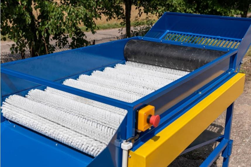 ROLMET Bürstenmaschine / Potato brush cleaner / Nettoyeuse à brosse / Pulitore a spazzole / Очиститель / Czyszczarka szczotkowa - 马铃薯机械:图5 ROLMET Bürstenmaschine / Potato brush cleaner / Nettoyeuse à brosse / Pulitore a spazzole / Очиститель / Czyszczarka szczotkowa - 马铃薯机械:图5