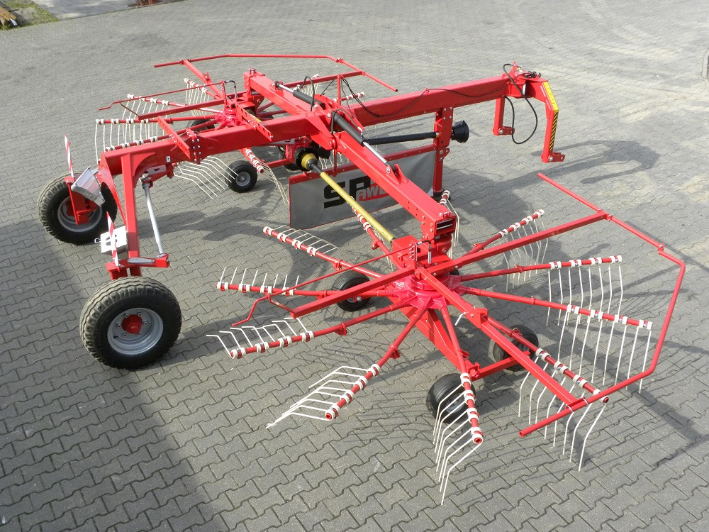 Spawex Kreiselschwader / Rake / Andaineur / Ranghinatore / Rastrillo / Роторные грабли / Zgrabiarka 7,65 m - 干草和饲料设备:图4 Spawex Kreiselschwader / Rake / Andaineur / Ranghinatore / Rastrillo / Роторные грабли / Zgrabiarka 7,65 m - 干草和饲料设备:图4