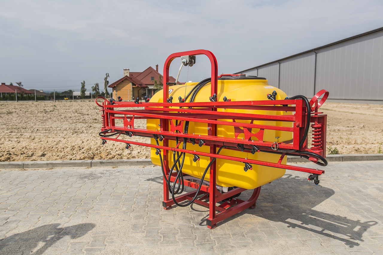 WOPROL Feldspritze / Sprayer / Pulvérisateur / Opryskiwacz 600 L - 拖拉机悬挂式喷雾机:图1 WOPROL Feldspritze / Sprayer / Pulvérisateur / Opryskiwacz 600 L - 拖拉机悬挂式喷雾机:图1