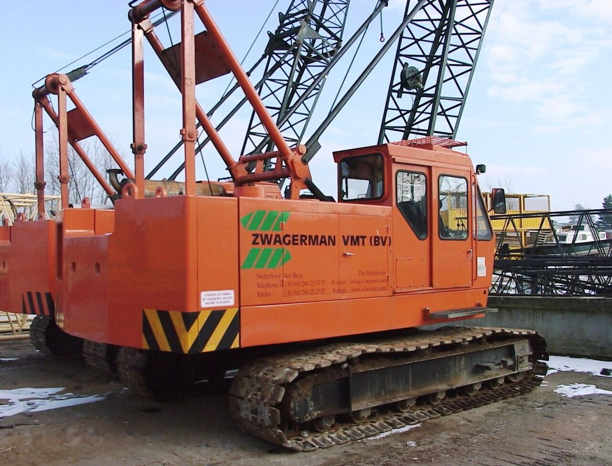 Hitachi KH 100 - 履带式起重机:图3 Hitachi KH 100 - 履带式起重机:图3