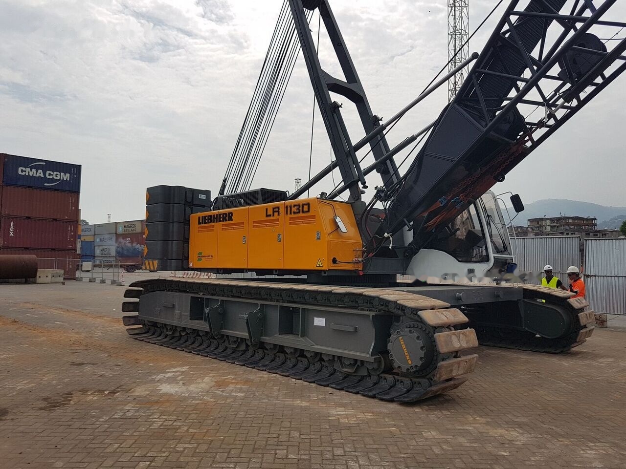 Liebherr LR 1130 - 履带式起重机:图3 Liebherr LR 1130 - 履带式起重机:图3