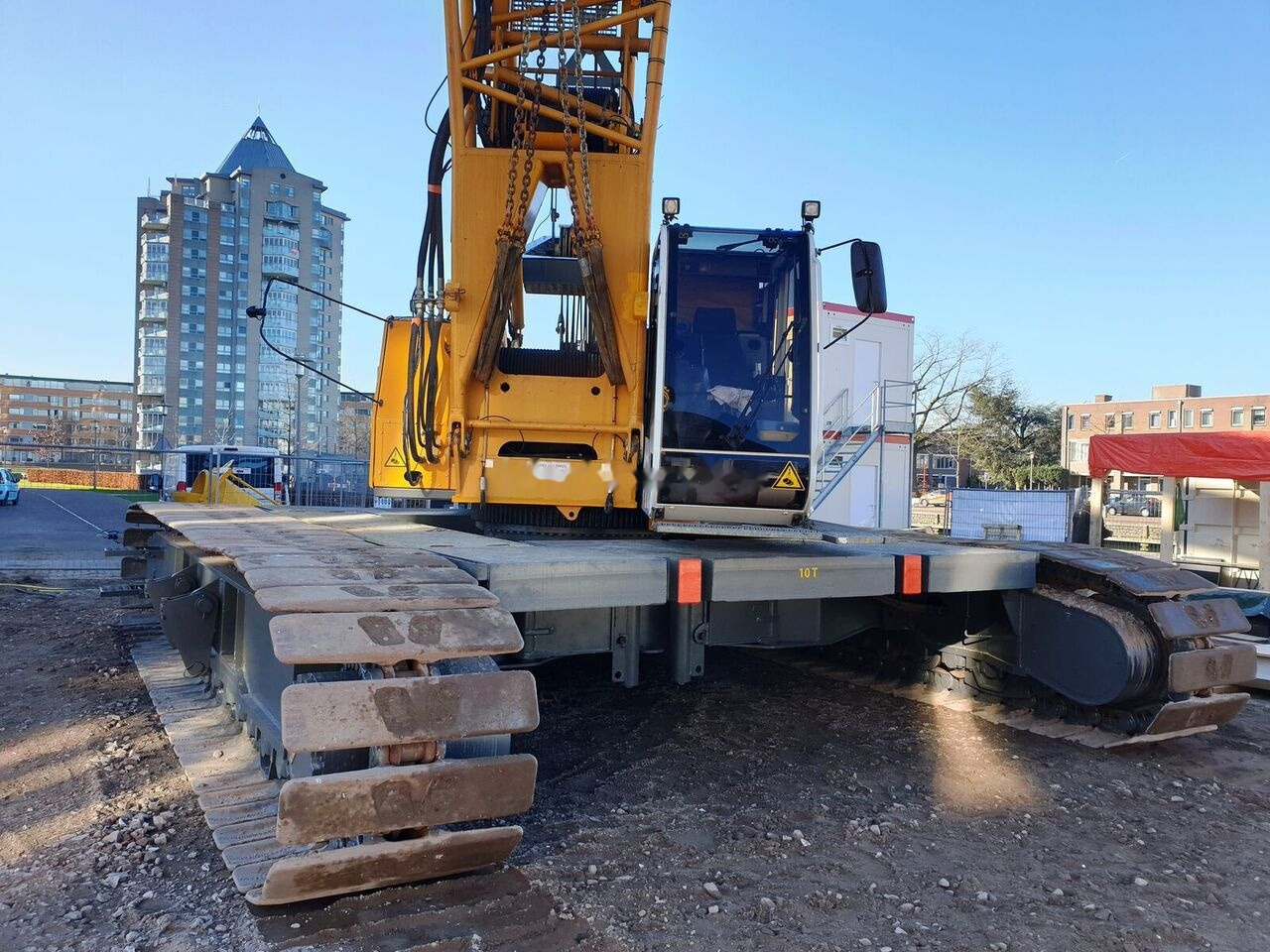 Liebherr LR 1130 - 履带式起重机:图2 Liebherr LR 1130 - 履带式起重机:图2