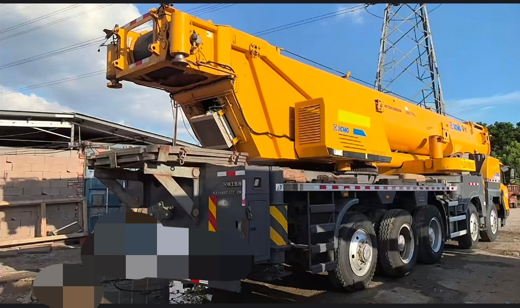 XCMG 110K7C - 移动式起重机:图2 XCMG 110K7C - 移动式起重机:图2