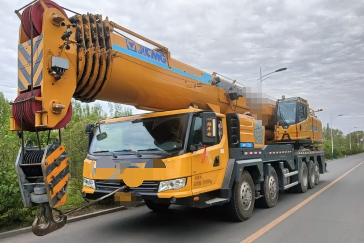 XCMG XCMG XCMG - 移动式起重机:图1 XCMG XCMG XCMG - 移动式起重机:图1