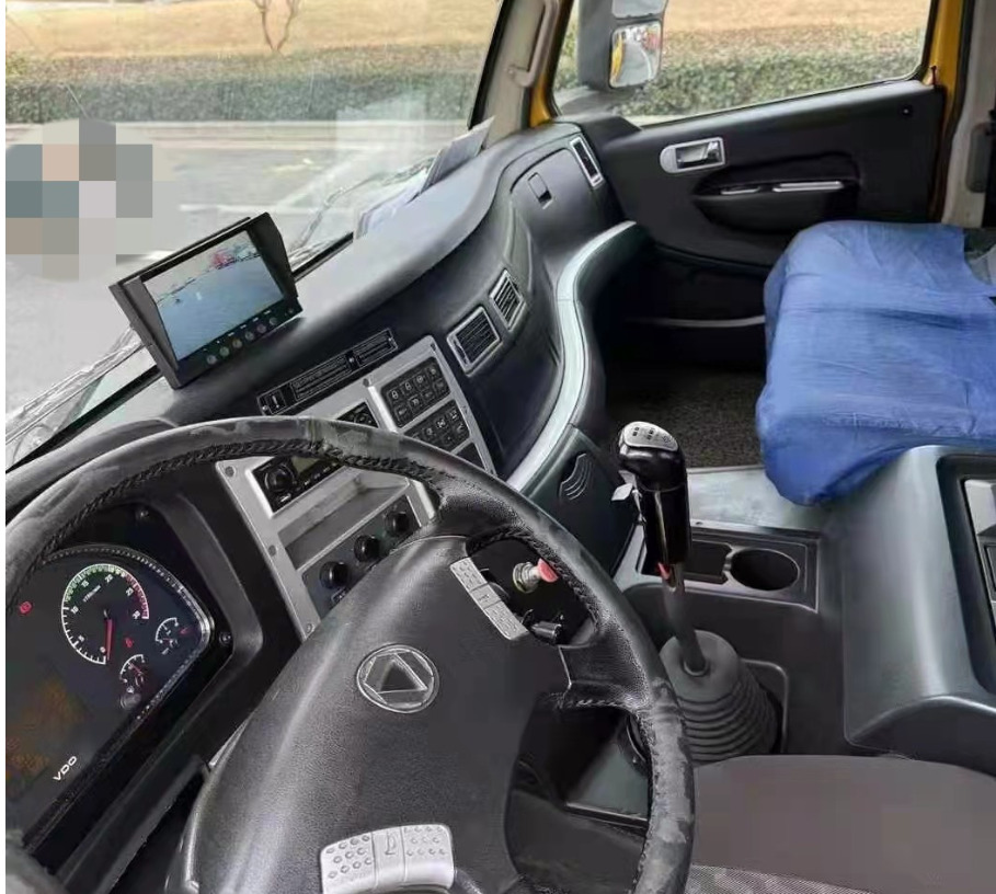 XCMG XCMG XCMG - 移动式起重机:图2 XCMG XCMG XCMG - 移动式起重机:图2