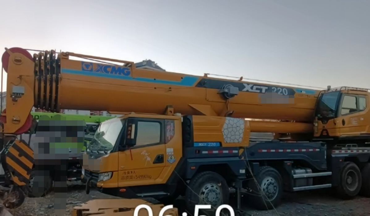 XCMG XCMG XCMG - 移动式起重机:图3 XCMG XCMG XCMG - 移动式起重机:图3