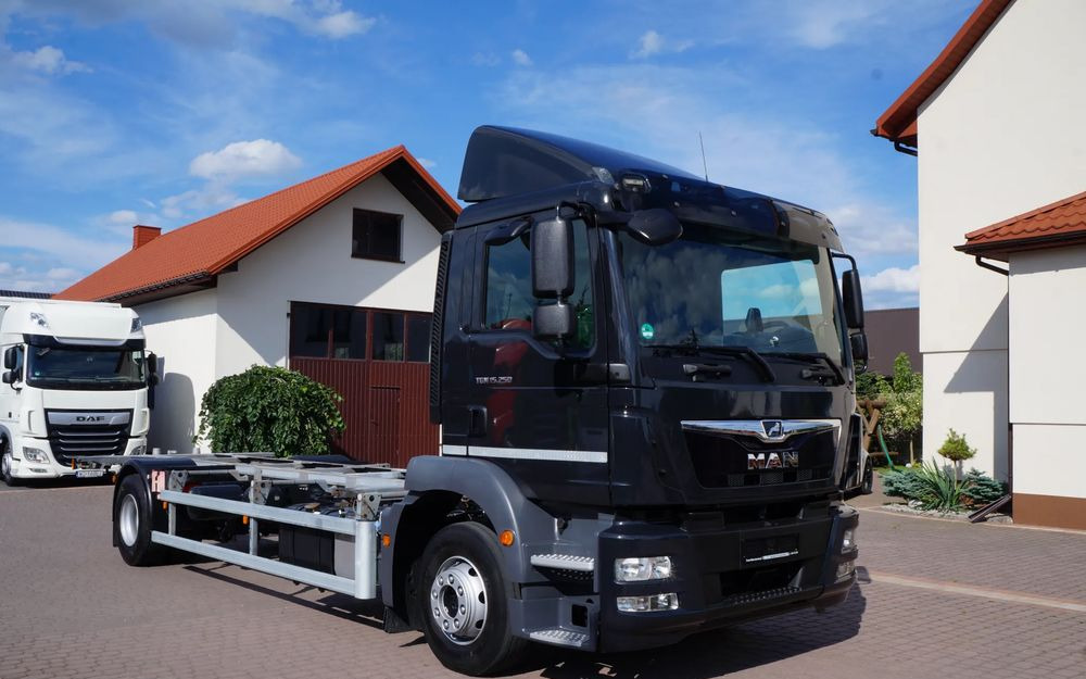 MAN TGM 15.250 EURO 6 RAMA DO ZABUDOWY - 驾驶室底盘卡车:图3 MAN TGM 15.250 EURO 6 RAMA DO ZABUDOWY - 驾驶室底盘卡车:图3
