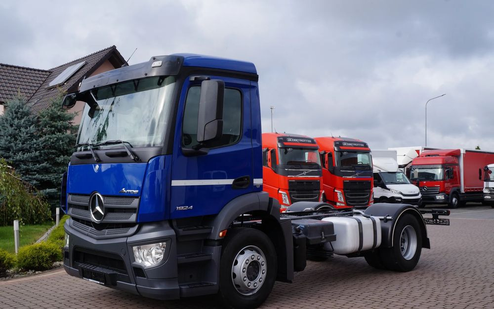 Mercedes-Benz ANTOS 1824 ACTROS EURO 6 RAMA DO ZABUDOWY ROZSTAW OSI 3.80M ANTOS 1830 1827 - 驾驶室底盘卡车:图1 Mercedes-Benz ANTOS 1824 ACTROS EURO 6 RAMA DO ZABUDOWY ROZSTAW OSI 3.80M ANTOS 1830 1827 - 驾驶室底盘卡车:图1