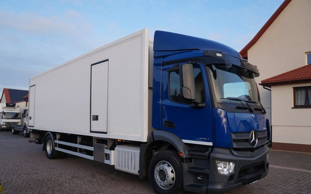 Mercedes-Benz ANTOS 1824 EURO 6 1827 CHŁODNIA KONTENER 8.40 m - 冷藏车:图1 Mercedes-Benz ANTOS 1824 EURO 6 1827 CHŁODNIA KONTENER 8.40 m - 冷藏车:图1