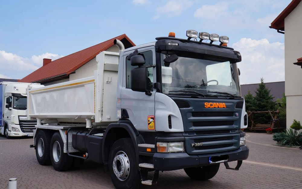 Scania P 380 6x4 MANUAL WYWROTKA 2- STRONNA HYDROBURTA BORDMATIC P420 - 翻斗车:图3 Scania P 380 6x4 MANUAL WYWROTKA 2- STRONNA HYDROBURTA BORDMATIC P420 - 翻斗车:图3