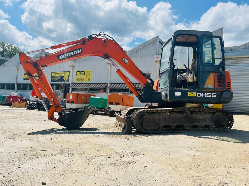 DOOSAN DH55 MINI PELLE 5T - 小型挖掘机:图2 DOOSAN DH55 MINI PELLE 5T - 小型挖掘机:图2