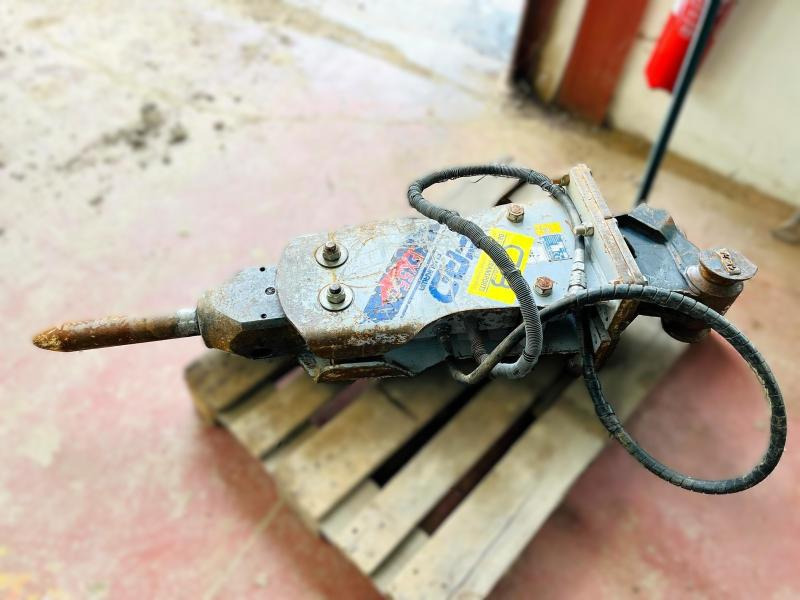 FURUKAWA FX55 BRH Marteau Hydraulique - 液压锤:图1 FURUKAWA FX55 BRH Marteau Hydraulique - 液压锤:图1