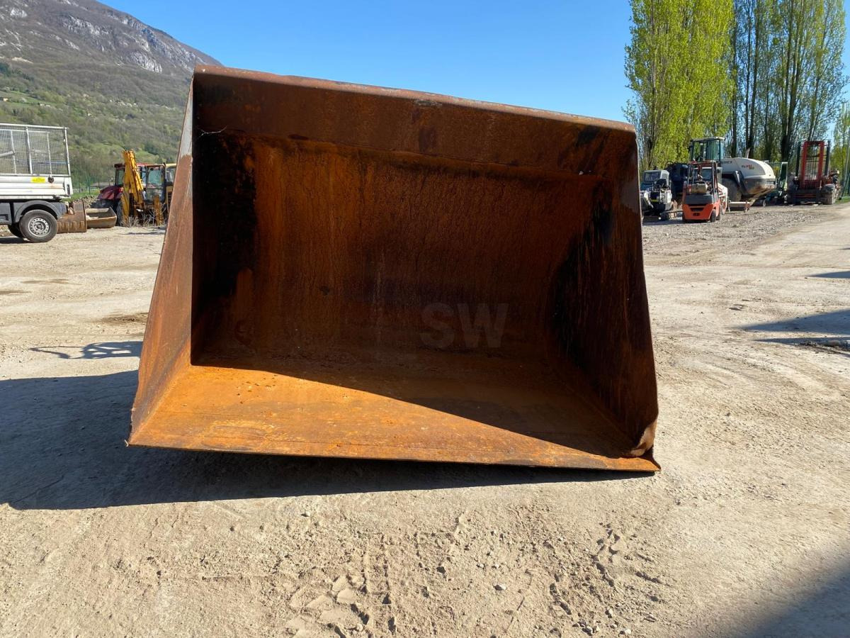 GODET CHARGEUR POUR CHARIOT ELEVATEUR - 装载机铲斗:图2 GODET CHARGEUR POUR CHARIOT ELEVATEUR - 装载机铲斗:图2