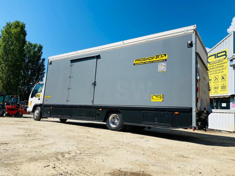 ISUZU Camion SÉRIE N AVEC 2 STRUCTURES CHAPITEAUX - 厢式卡车:图3 ISUZU Camion SÉRIE N AVEC 2 STRUCTURES CHAPITEAUX - 厢式卡车:图3