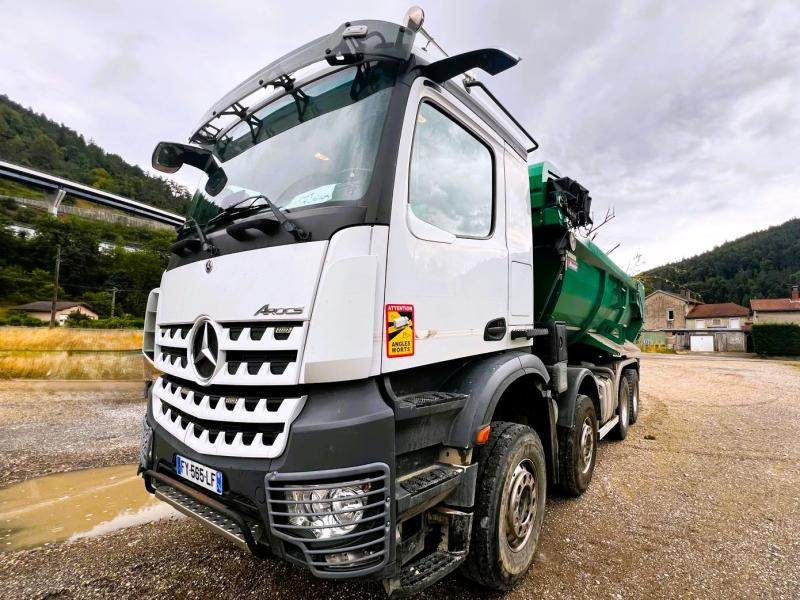 Mercedes Arocs CAMION BENNE 8x4 460cv 11L Euro6 - 翻斗车:图4 Mercedes Arocs CAMION BENNE 8x4 460cv 11L Euro6 - 翻斗车:图4